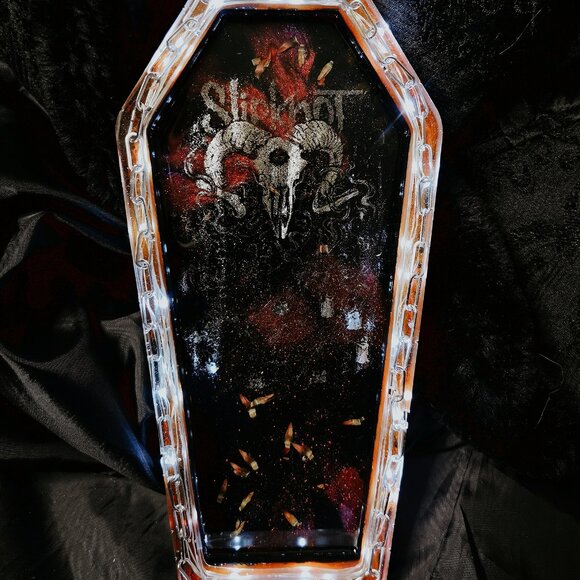 SLIPKNOT Resin Lightup Coffin with Spikes - Picture 1 of 3